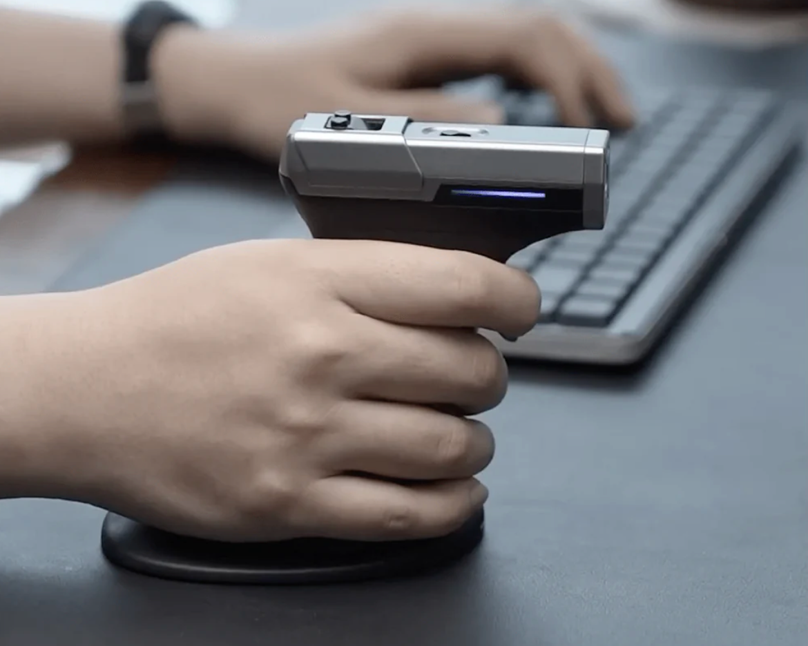 This is going to be a blast — a pistol-grip mouse that actually delivers that “shooting feel.”
