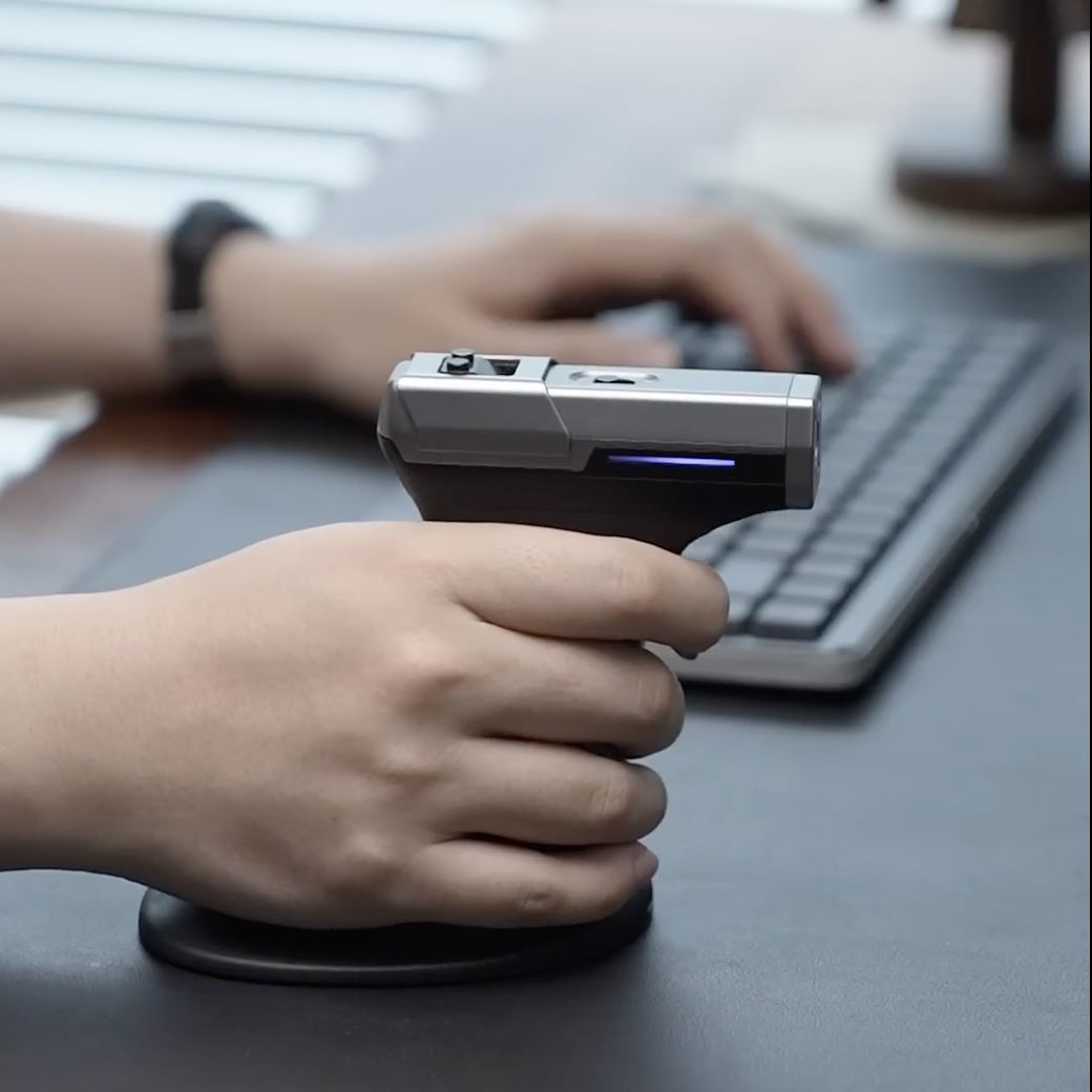 ErgoStrike7 : Souris FPS nouvelle-génération avec effet de recul immersif